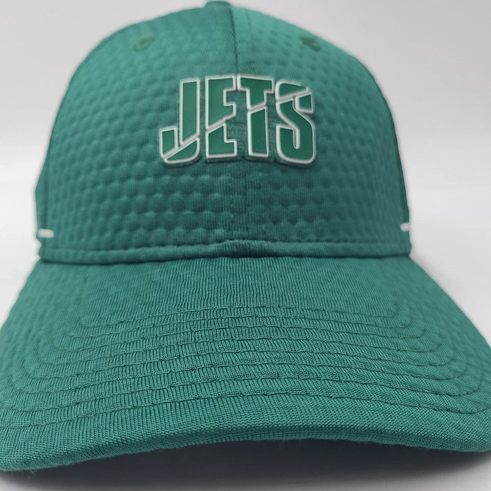 New York Jets Hat Fitted M-L New Era 39Thirty Green NFL Football Training Camp